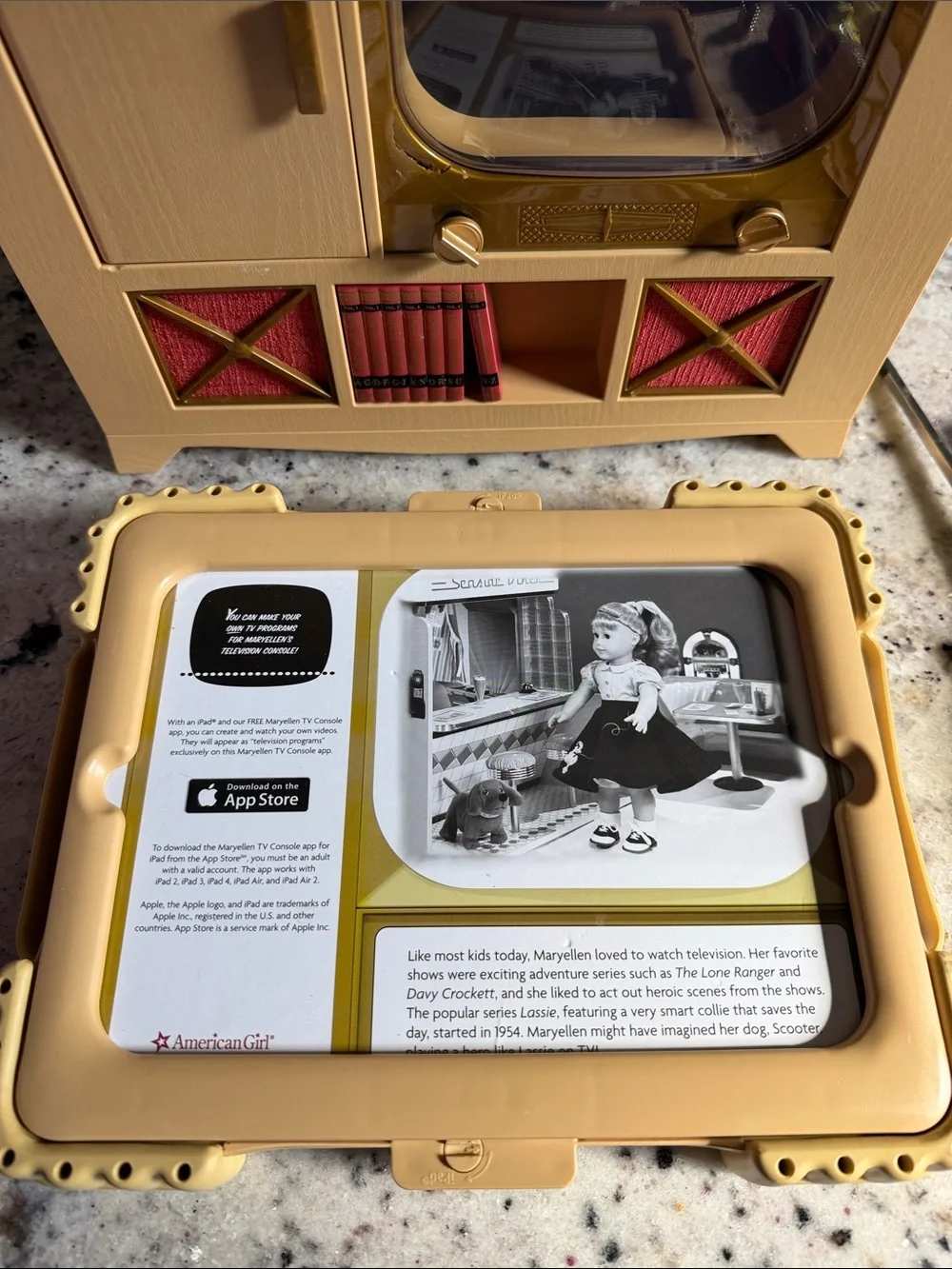 American Girl Maryellen's Television Console Doll house Retro 50’s TV Play Set